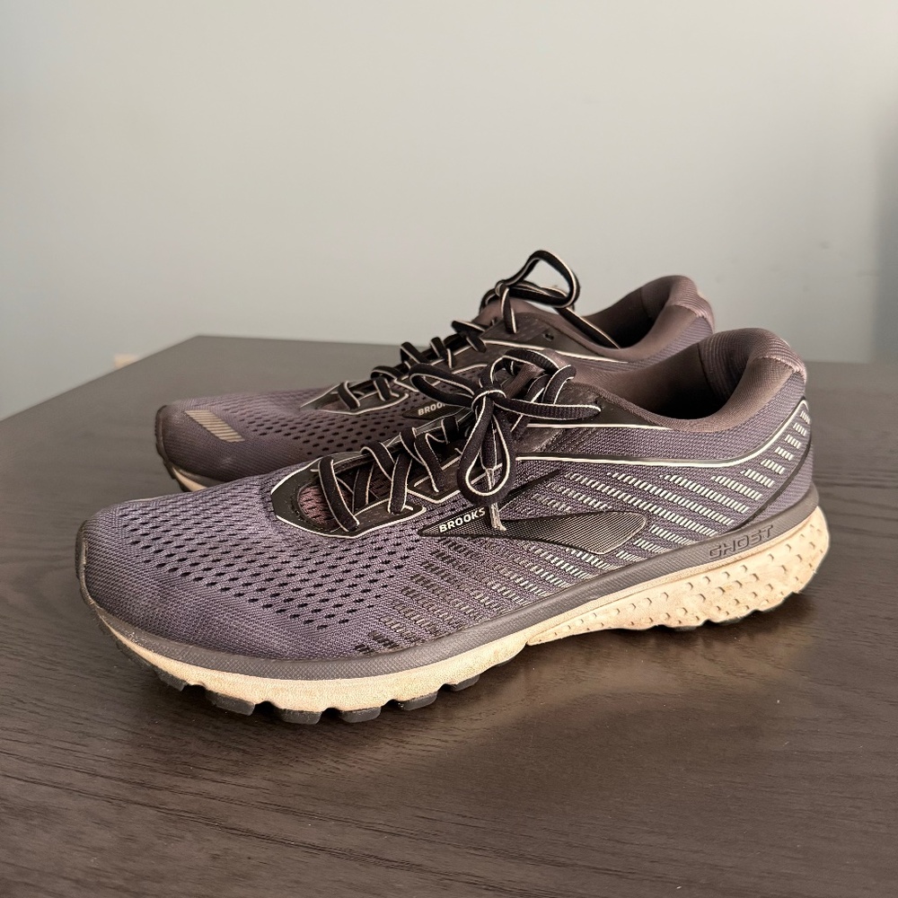 Brooks Ghost Men’s Shoes Running Size 11,5